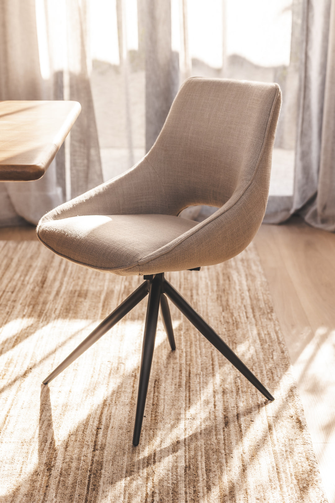 Louis Swivel Dining Chair