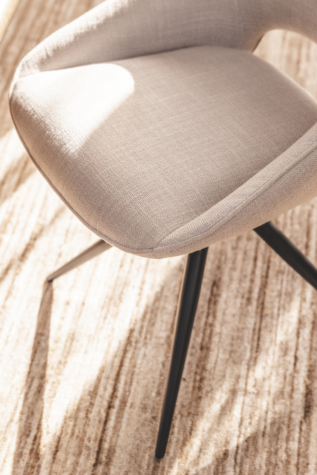 Louis Swivel Dining Chair