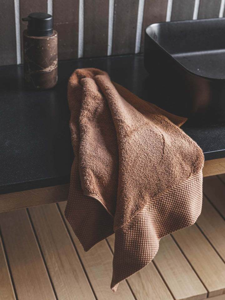 Luxor Hand Towel
