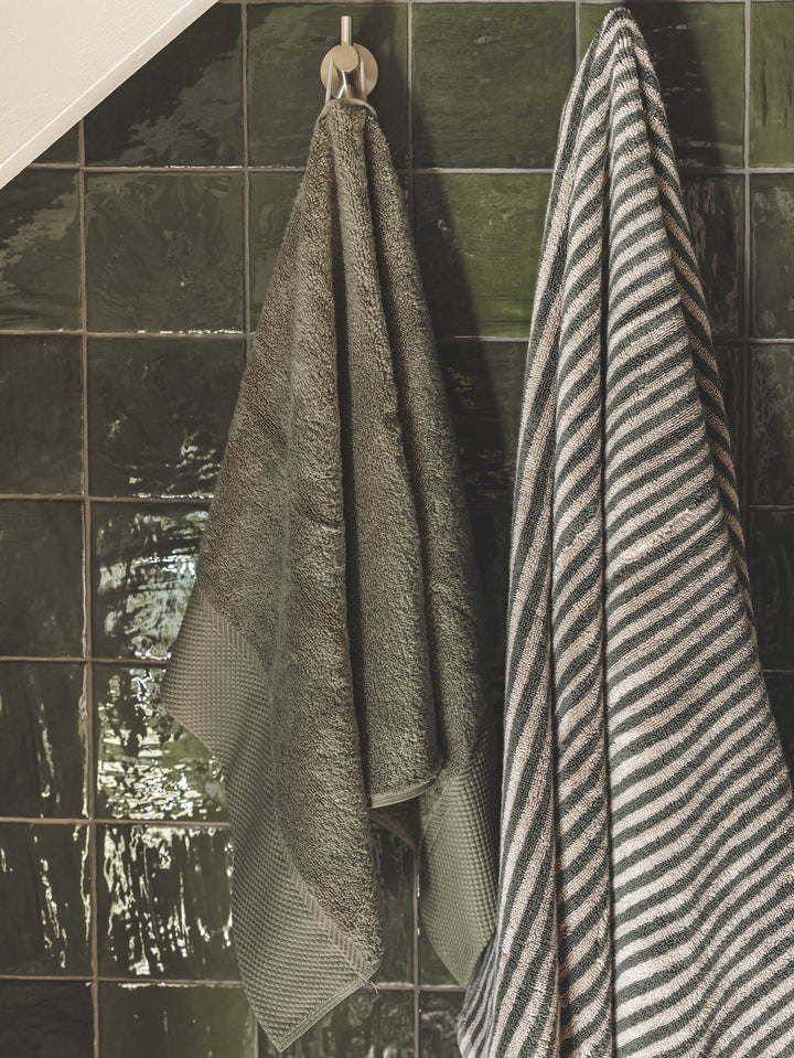 Luxor Hand Towel