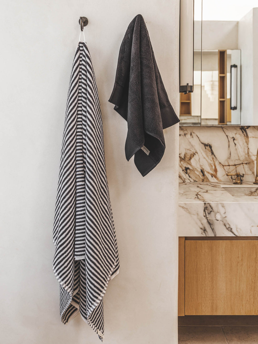 Luxor Stripe Bath Sheet