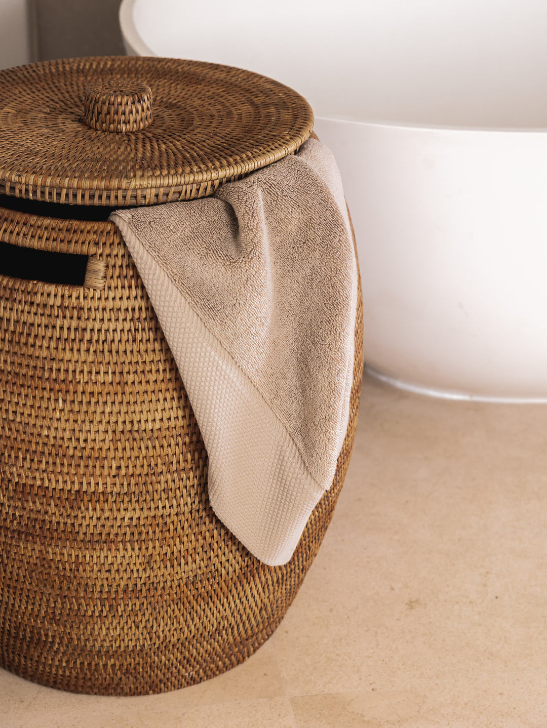 Bel Air Laundry Basket