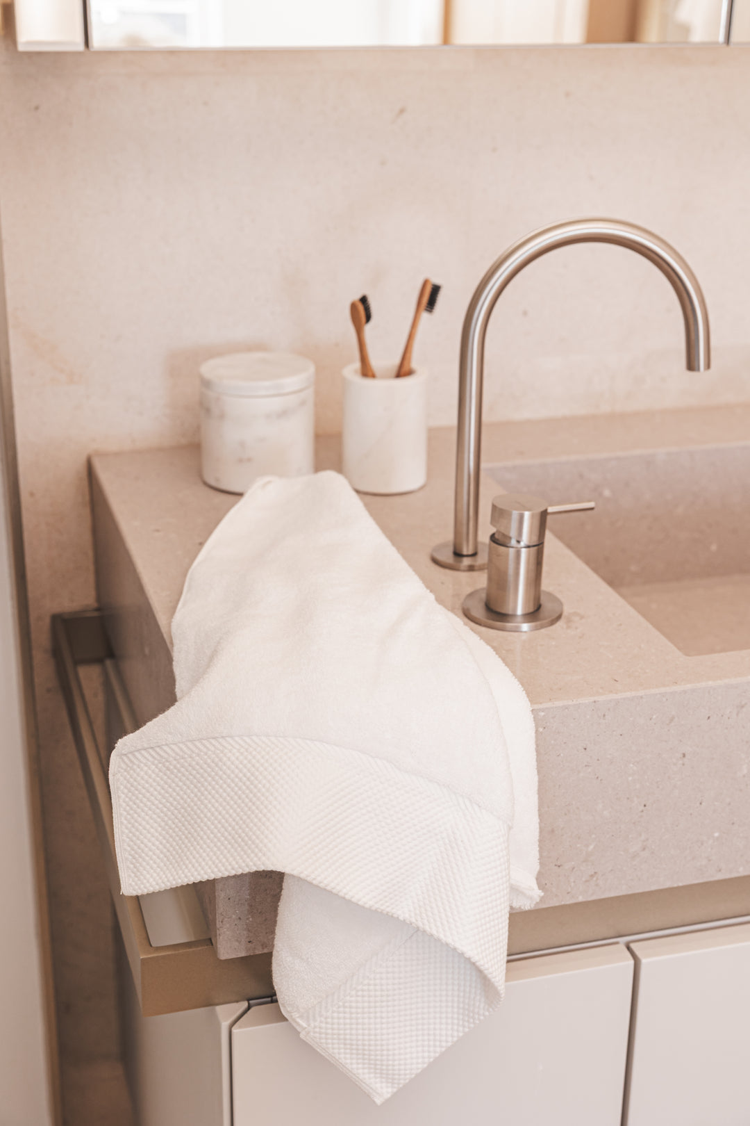 Luxor Hand Towel
