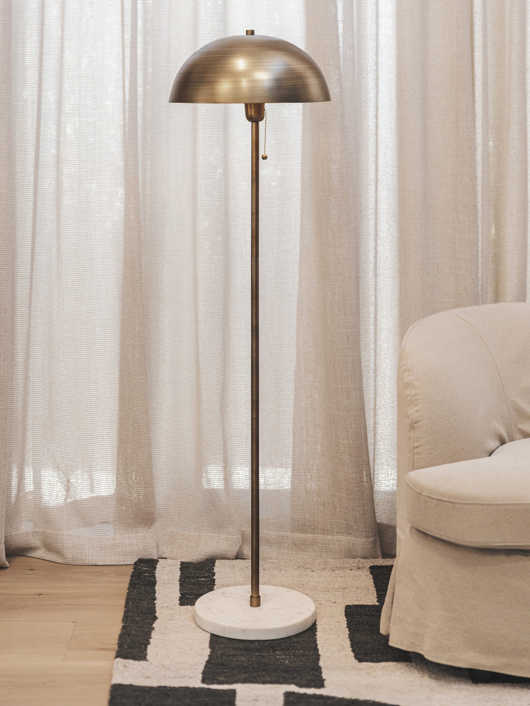 Lyric Floor Lamp in Gilded