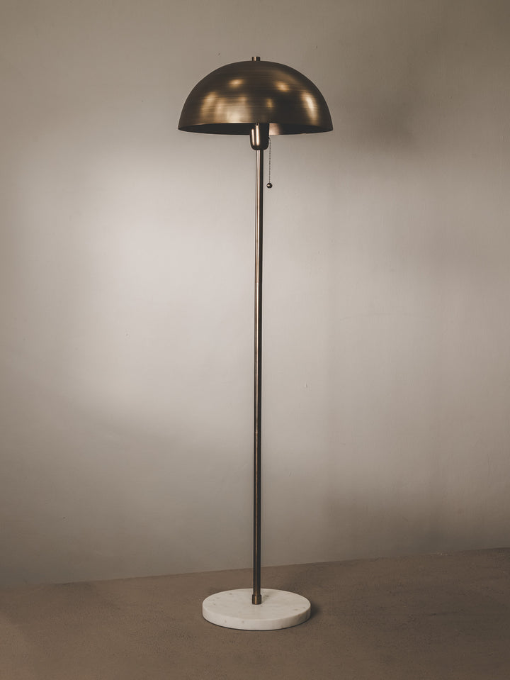 Lyric Floor Lamp in Gilded