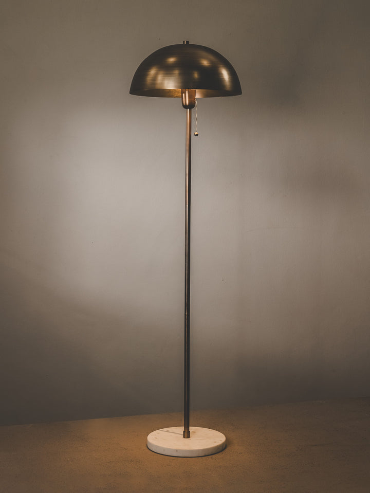 Lyric Floor Lamp in Gilded