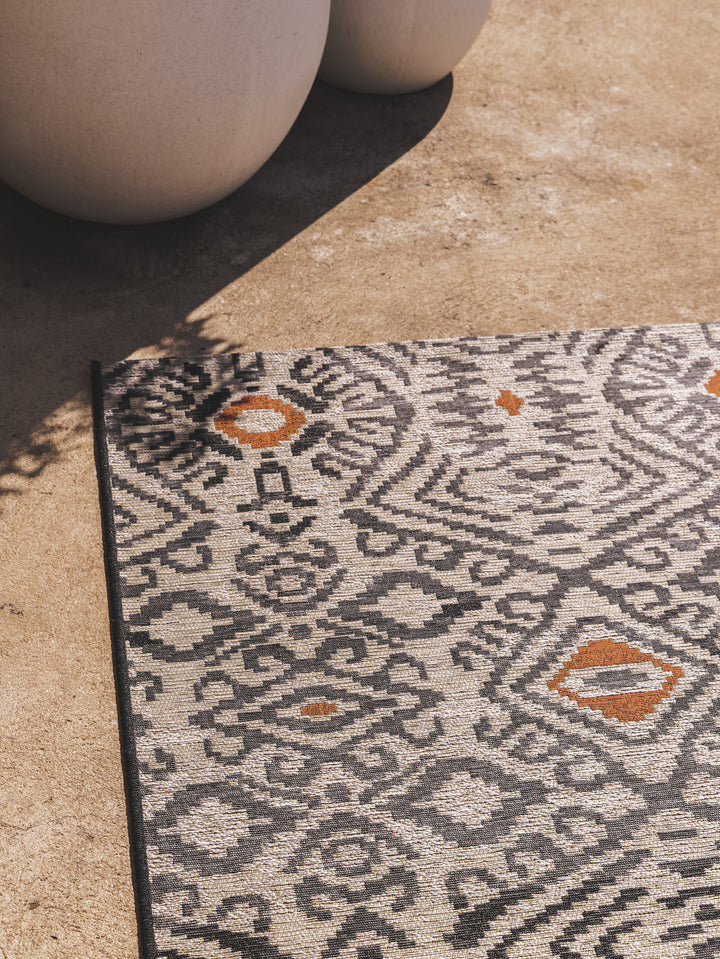 Maasai Outdoor Rug in Clay