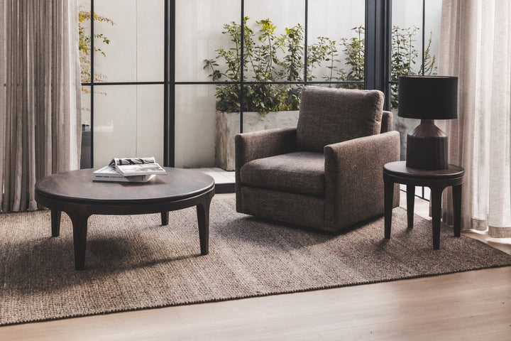 Majestic Swivel Chair