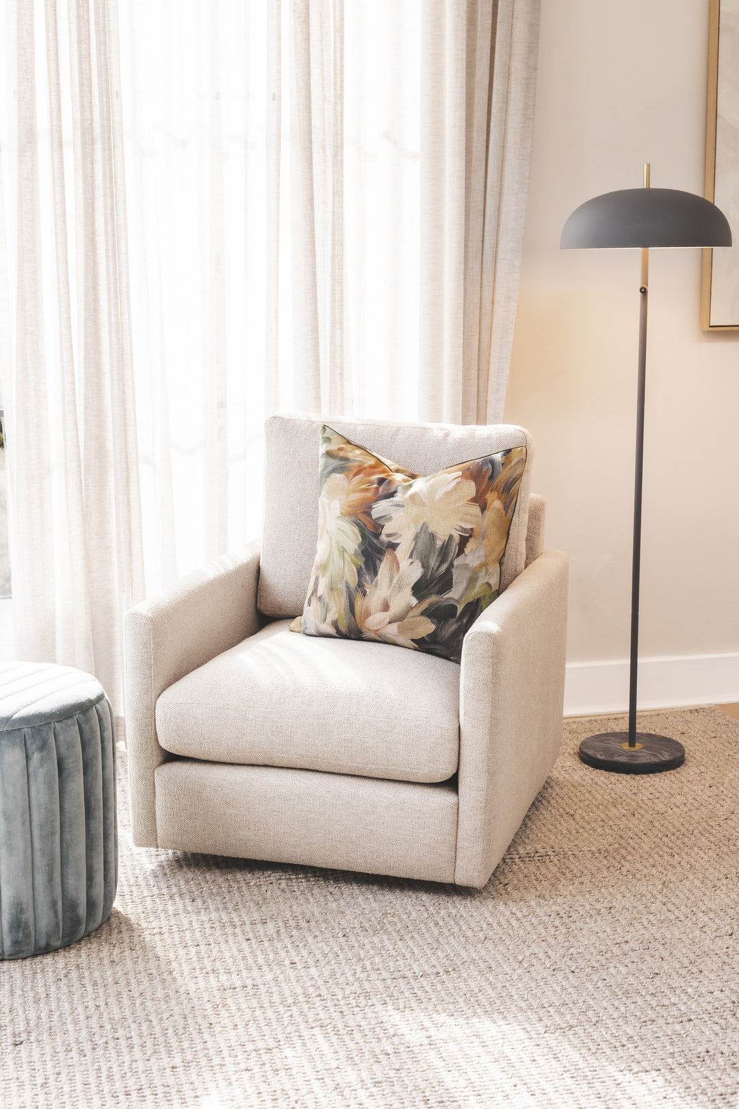 Majestic Swivel Chair