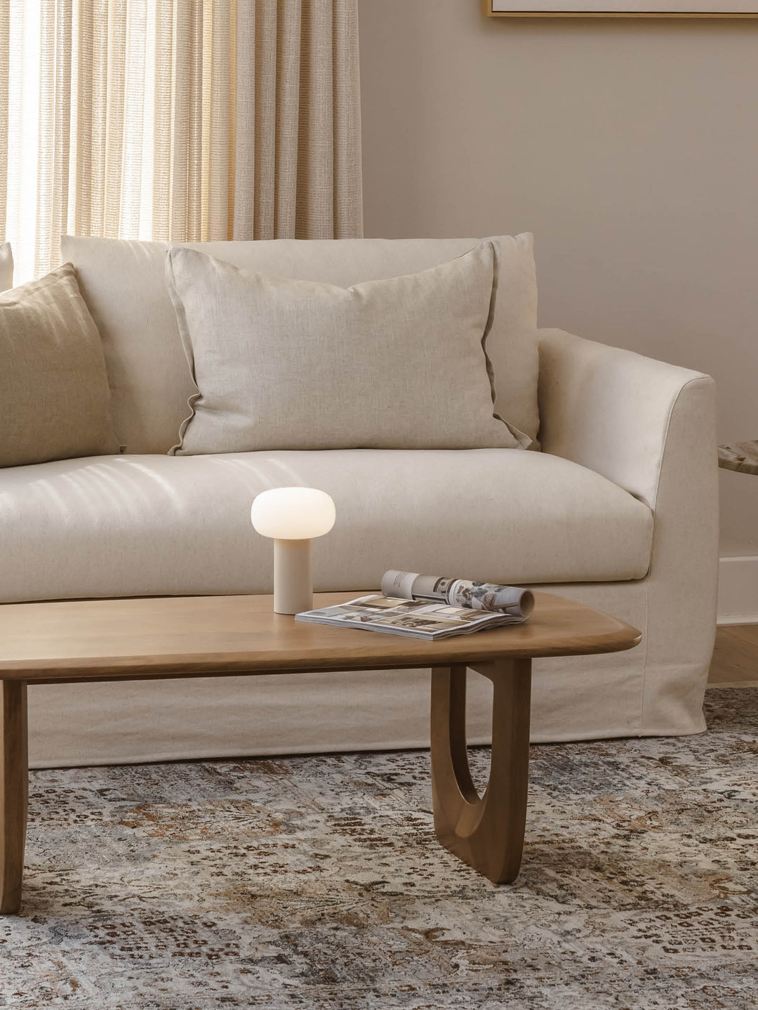 Mallow USB Table Light