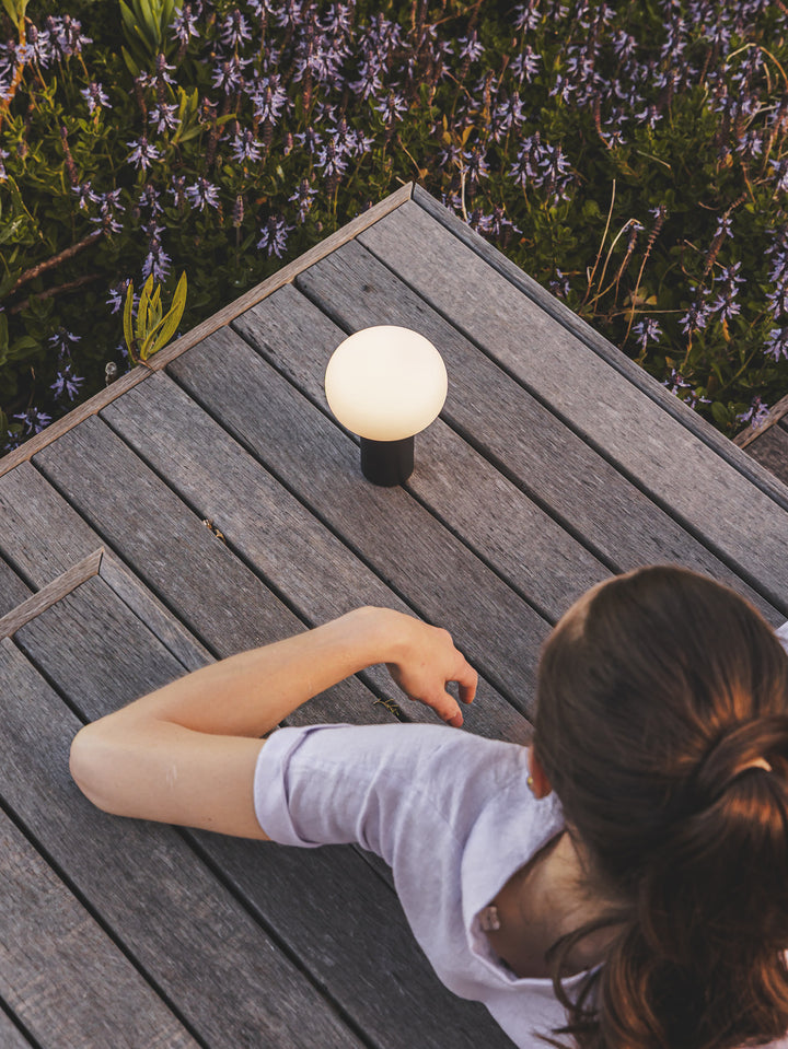 Mallow USB Table Light