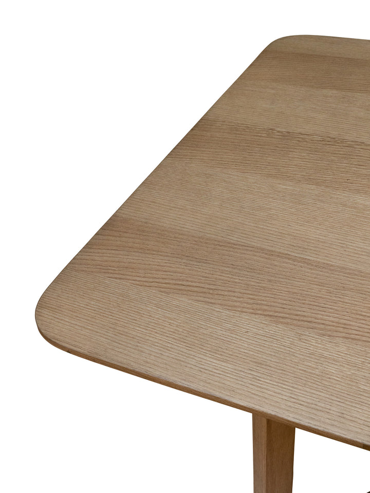 Manhattan Oak Dining Table