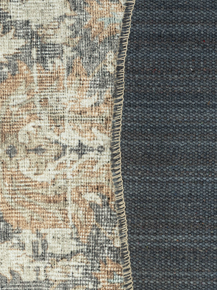 Earlstone Round Rug in Ashford