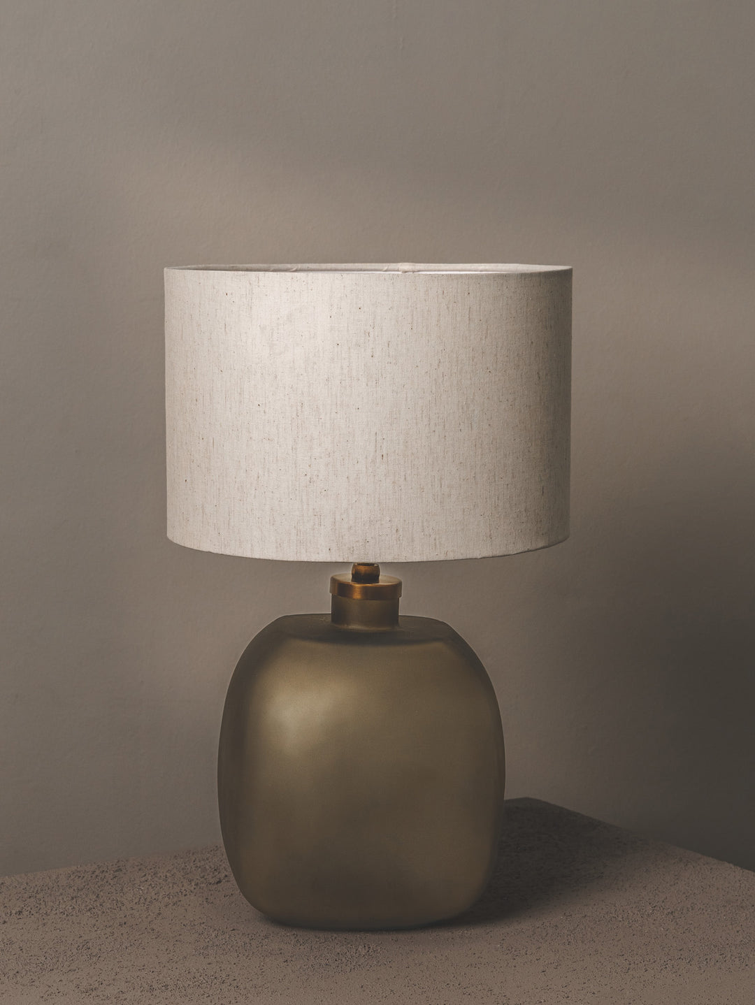 Marquee Table Lamp Medium in Willow
