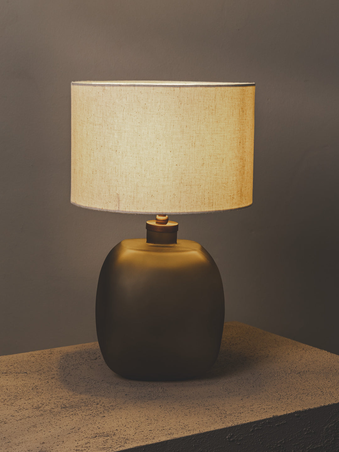 Marquee Table Lamp Medium in Willow