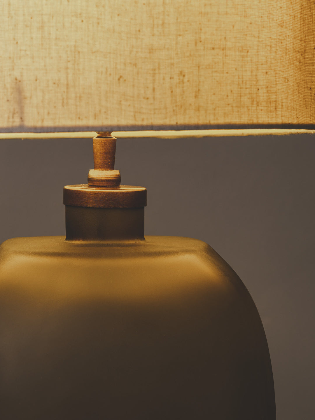 Marquee Table Lamp Medium in Willow