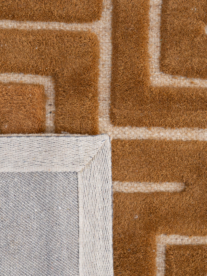 Maze Runner Rug in Tawny
