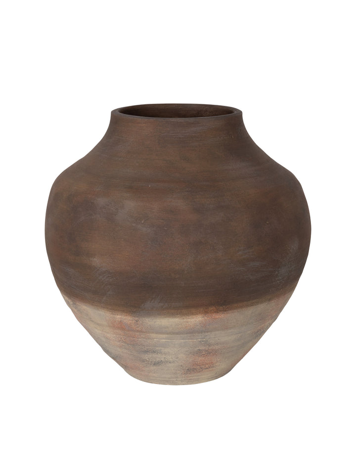 Meg Vessel in Nutmeg