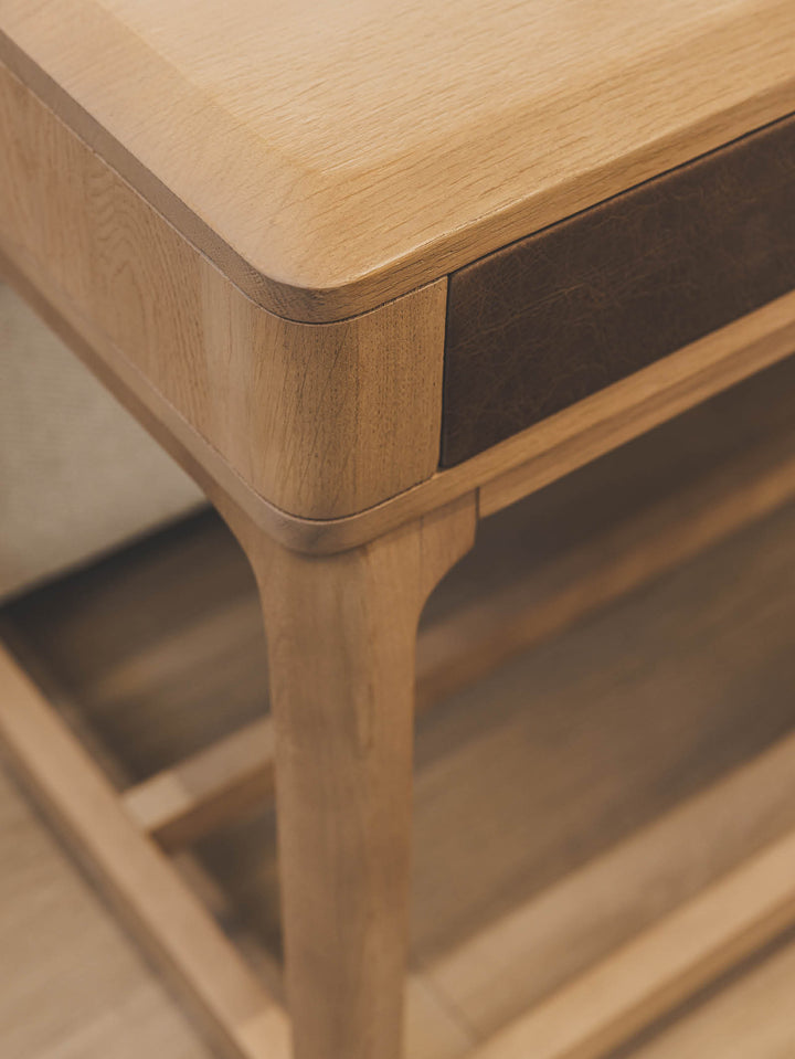 Memphis Oak Console in Mocha