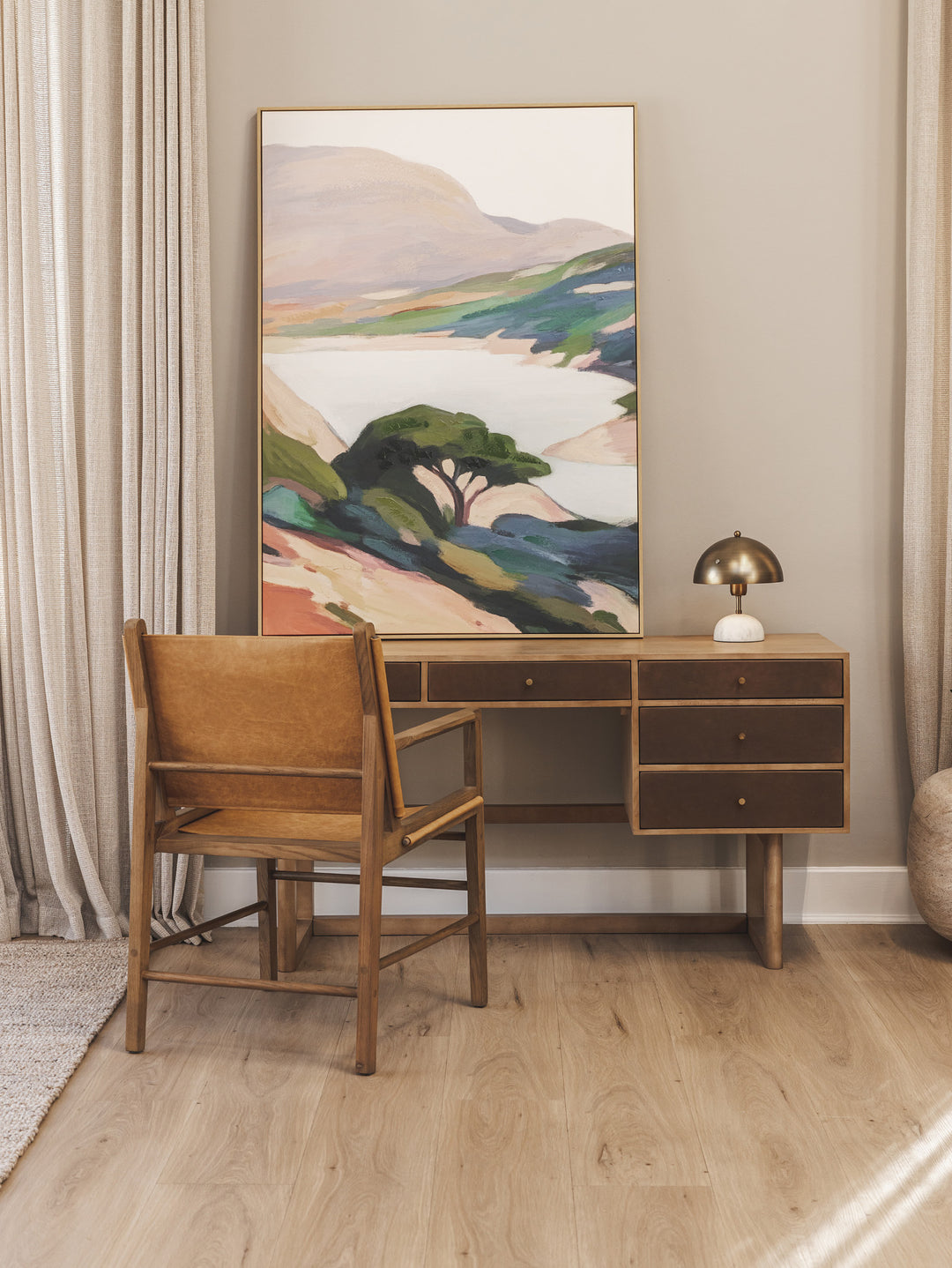 Memphis Oak Desk in Mocha