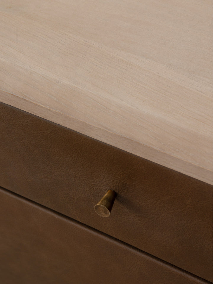 Memphis Oak Nightstand in Mocha