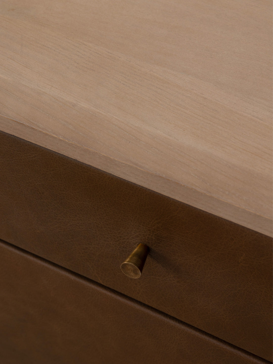 Memphis Oak Nightstand in Mocha