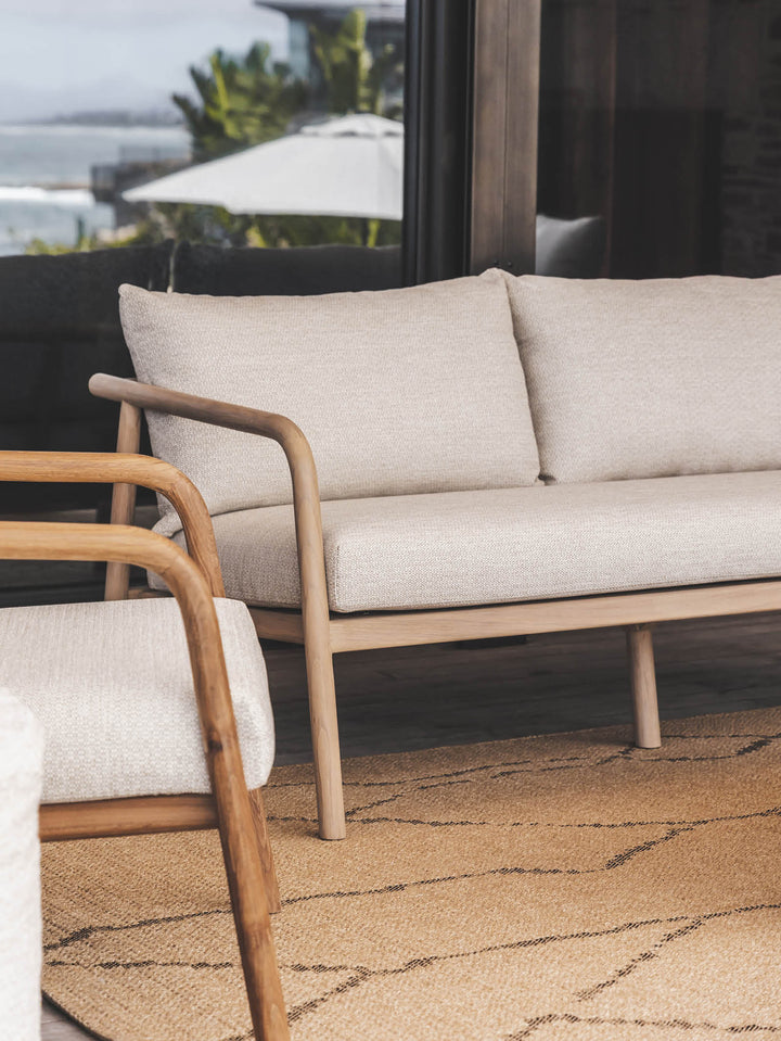 Palau Outdoor Rug in Wicker