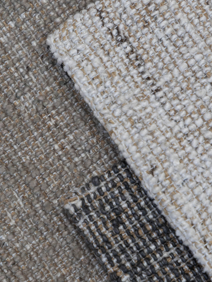 Milo Rug in Ecru