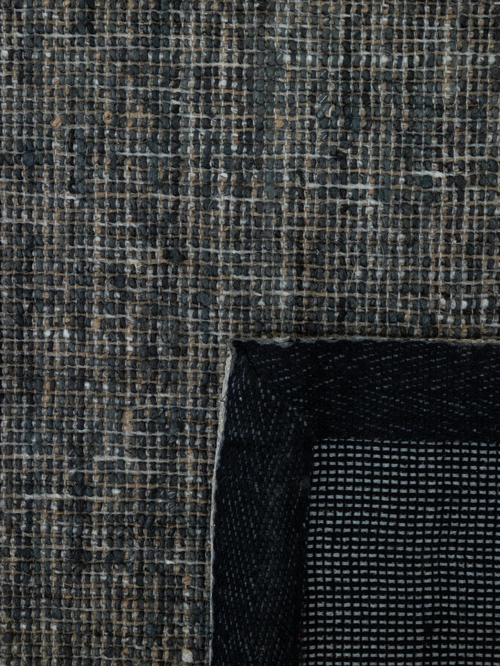Milo Rug in Storm