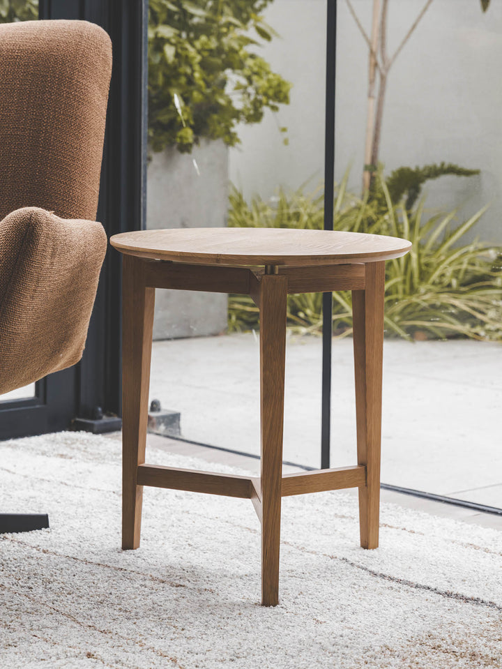 Molteno Oak Side Table in Ginger