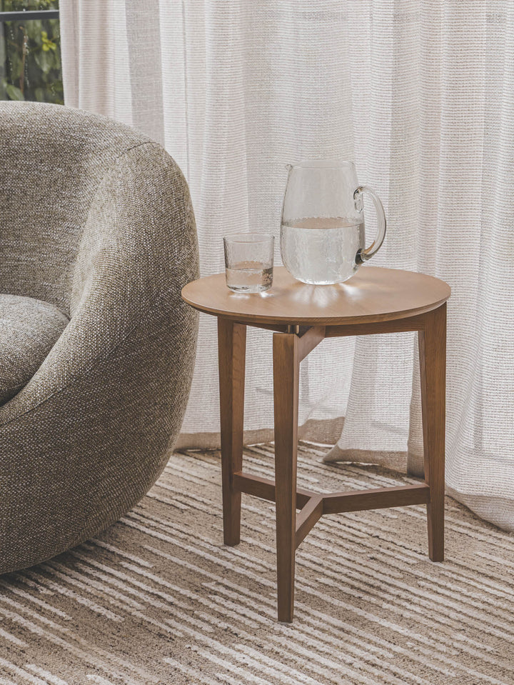 Molteno Oak Side Table in Ginger