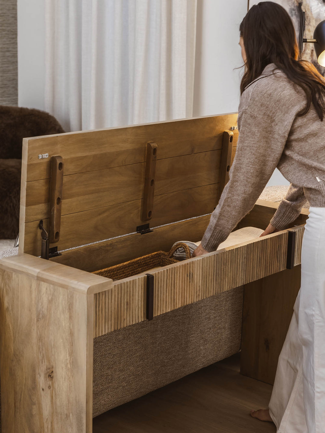 Montauk Console in Vintage