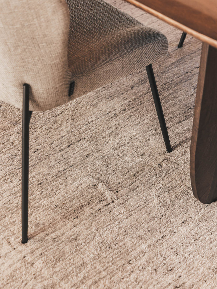 Nestle Rug in Feather