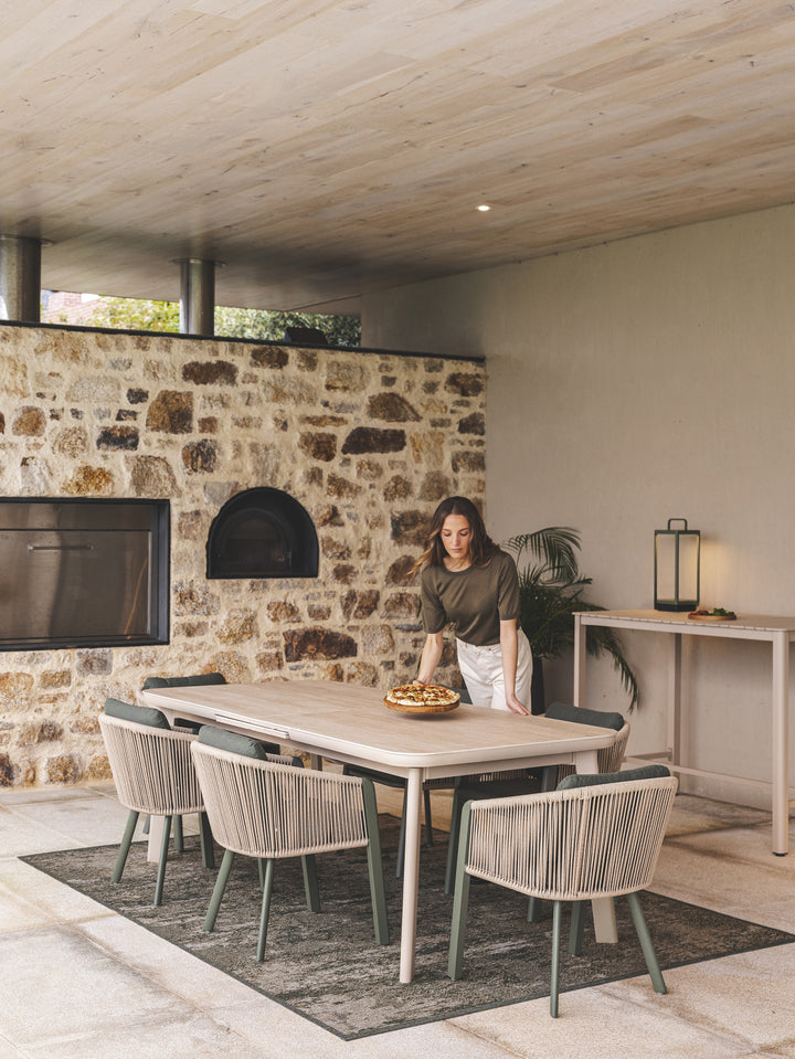 Nirvana Extendable Table 12-Seater