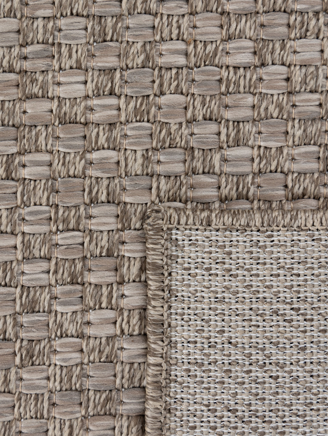 Nomusa Rug in Sand