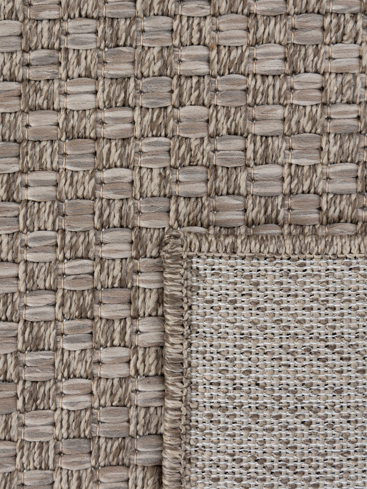 Nomusa Rug in Sand