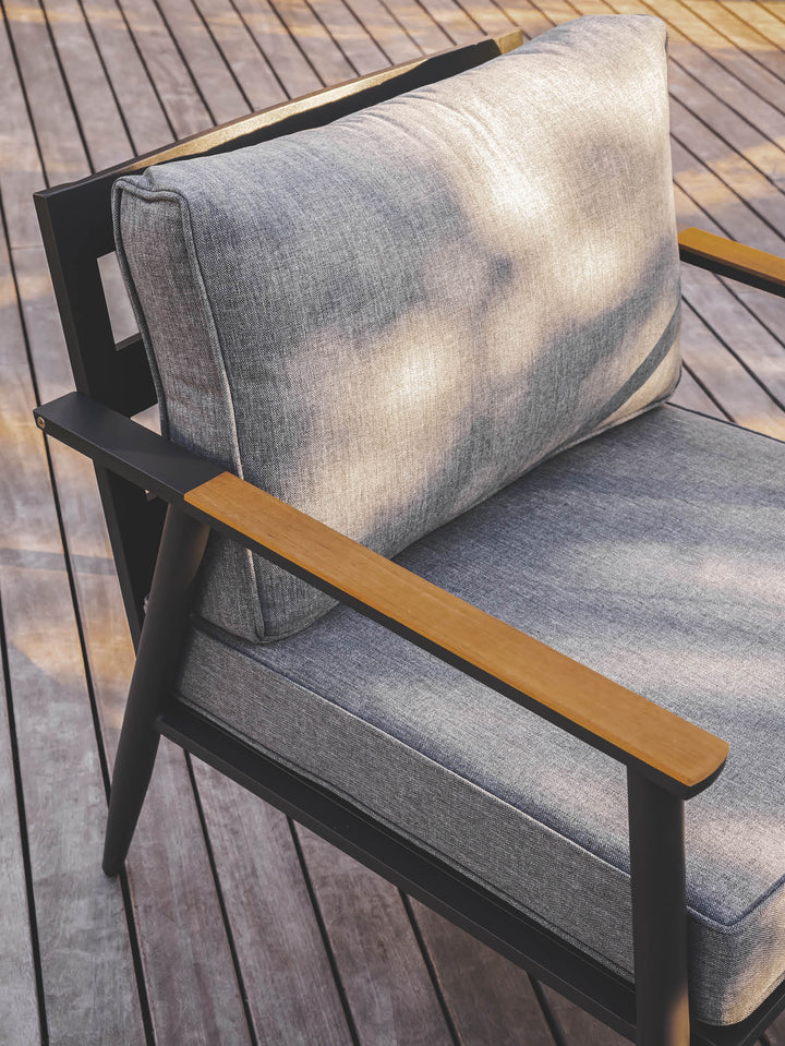 Oasis Outdoor Chair in Wolf Grey