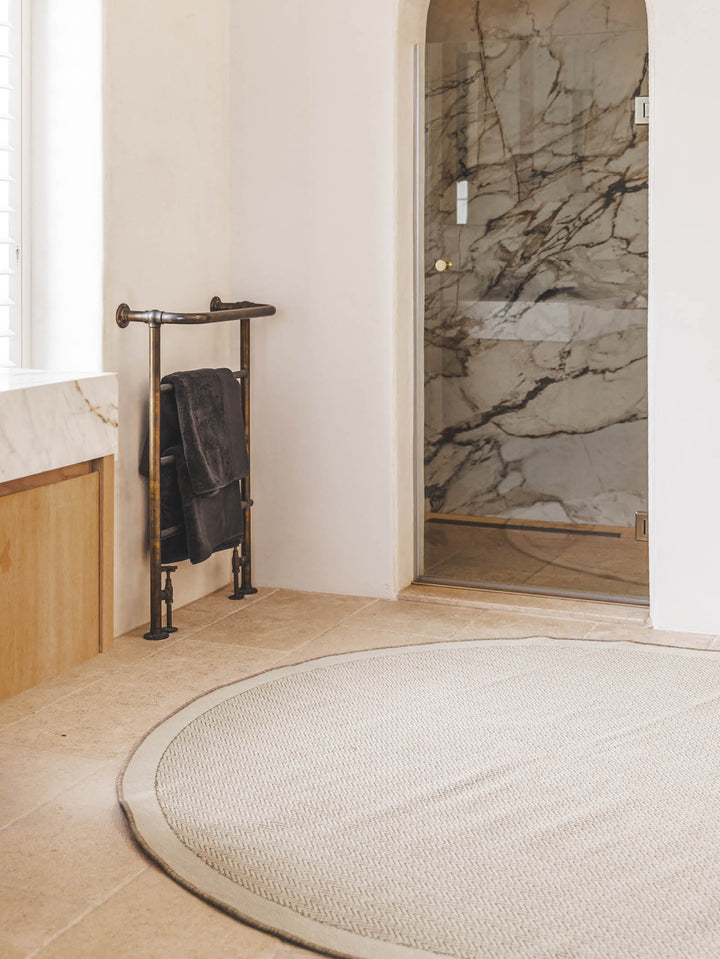 Outback Round Rug in Chai