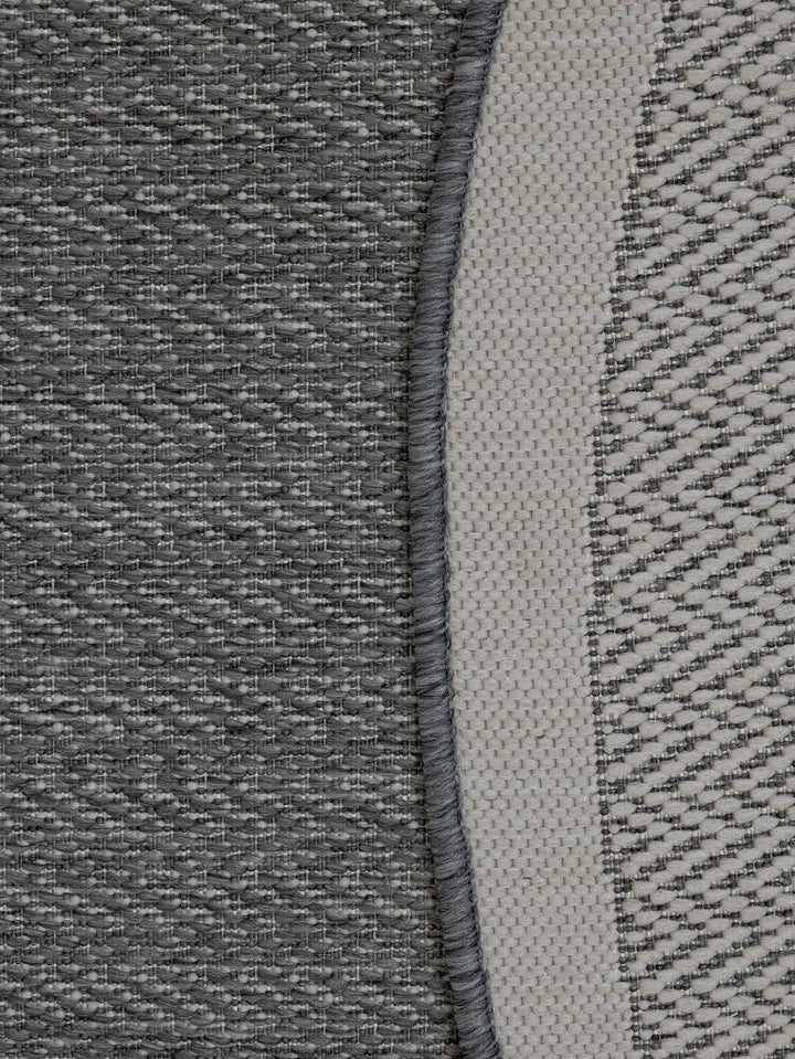 Outback Rug in Creme