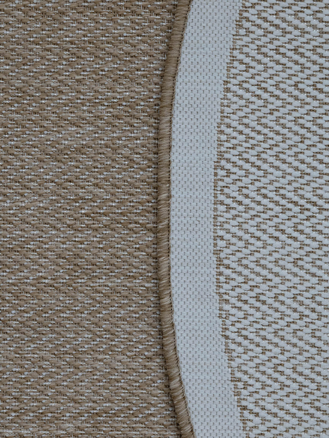 Outback Round Rug in Latte