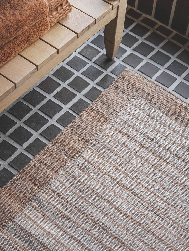 Outline Bathmat