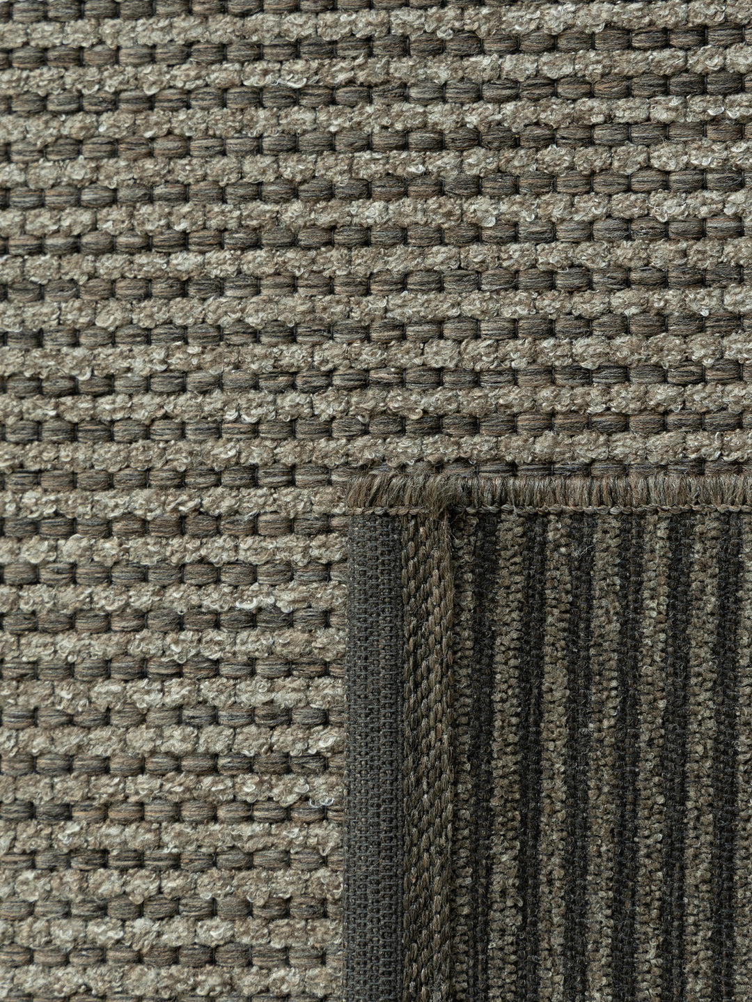 Pridelands Outdoor Rug in Mopani