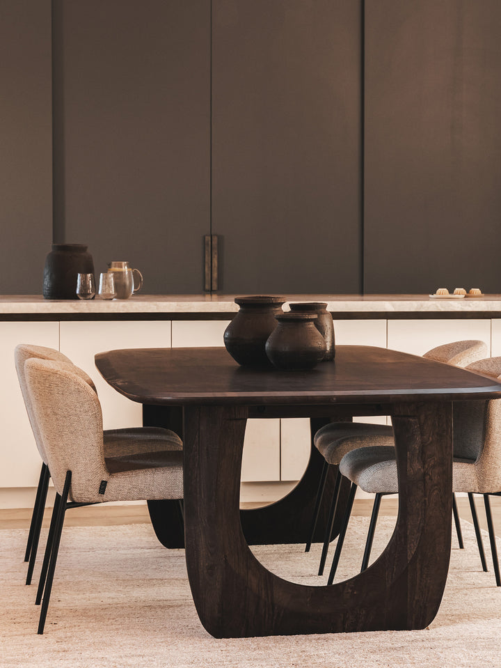 Prince Vase in Dark Earth