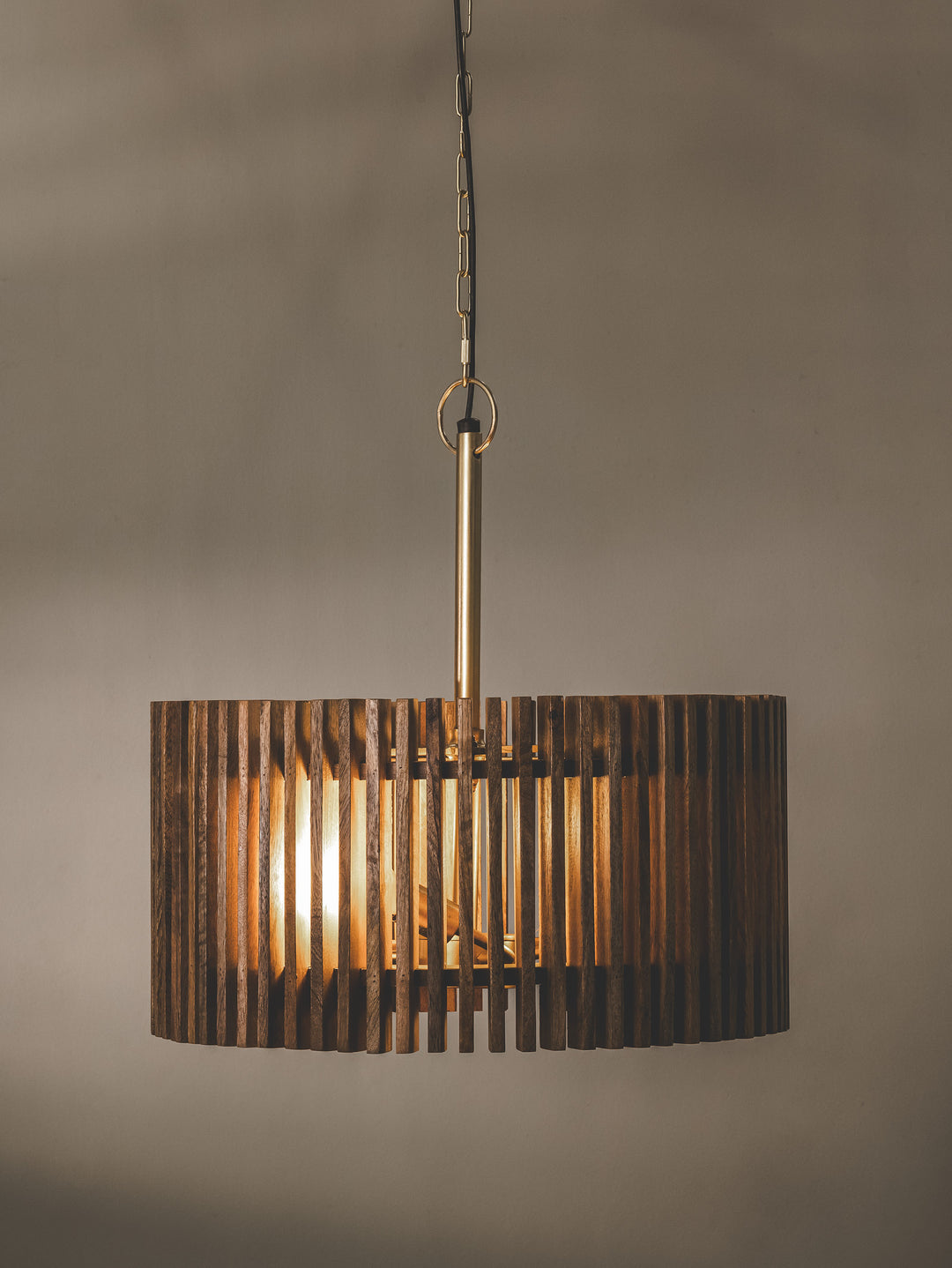 Pringle Wooden Pendant in Cinnamon