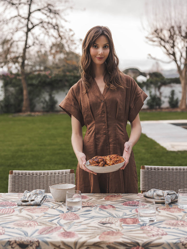 Protea King Tablecloth in Berg Wind