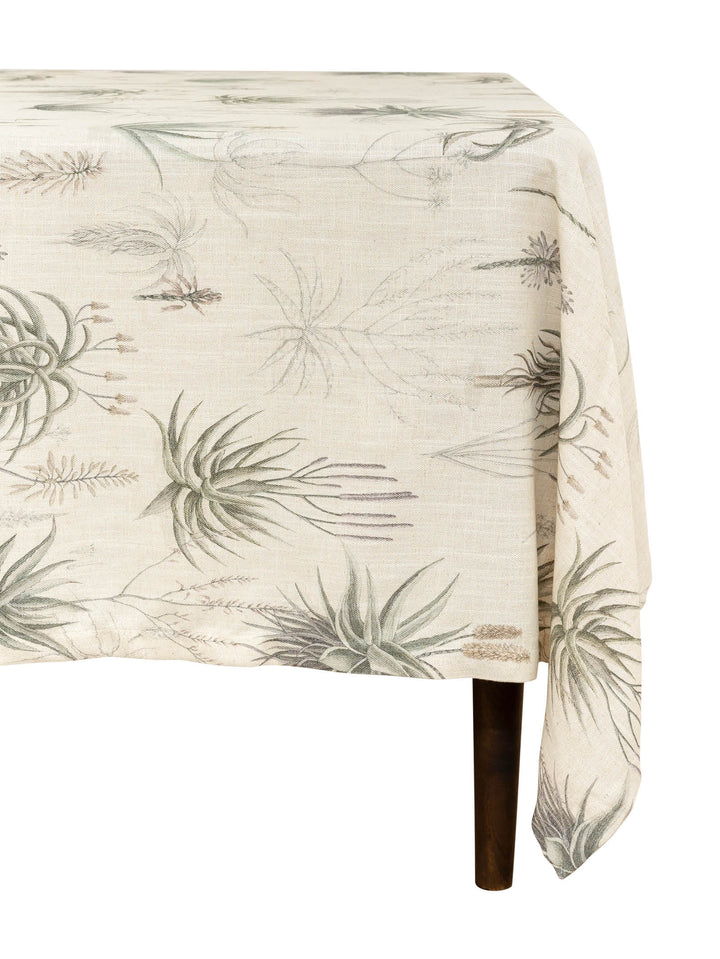 Queens Candelabra Tablecloth in Aloe