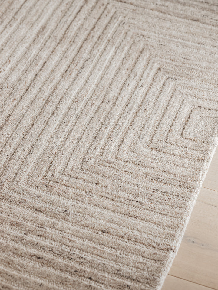 Rizz Rug in Macadamia