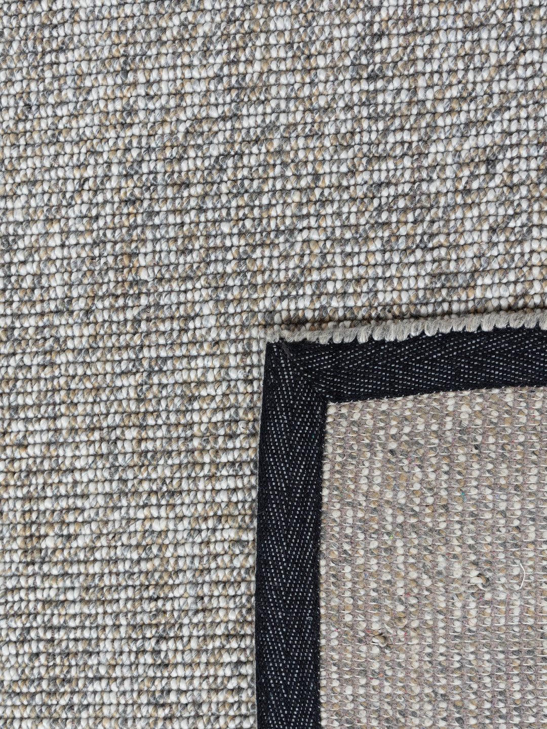 Rogue Rug in Gravel