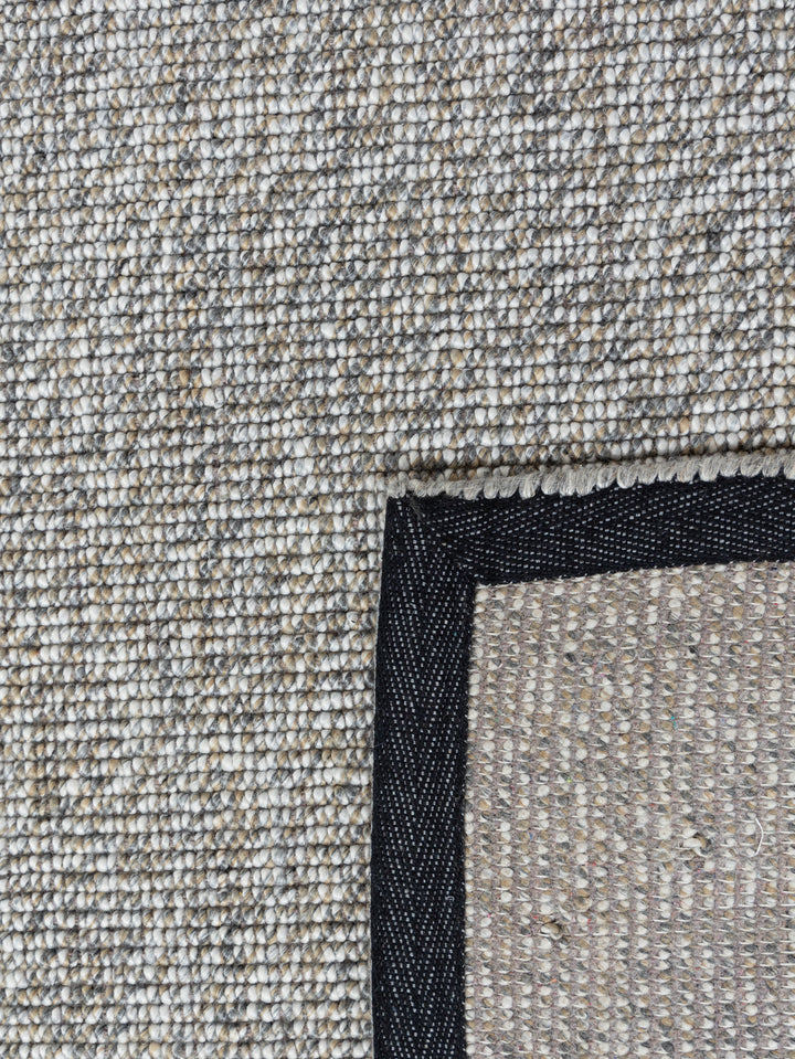 Rogue Rug in Gravel
