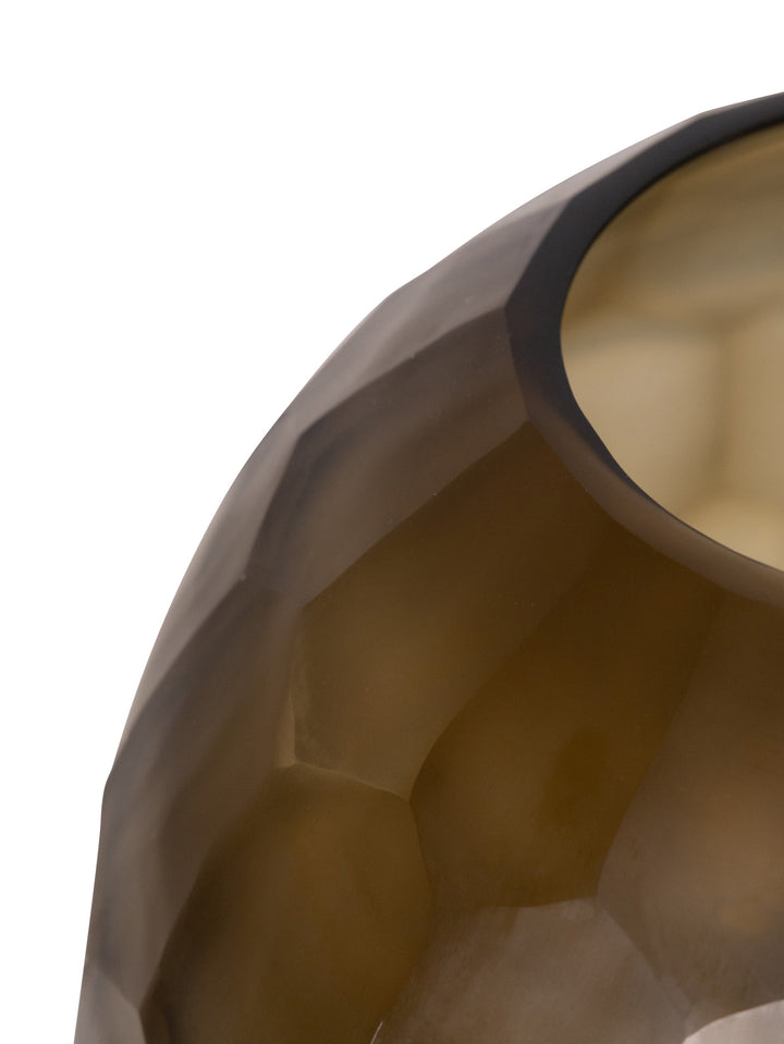 Romi Vase in Bronze